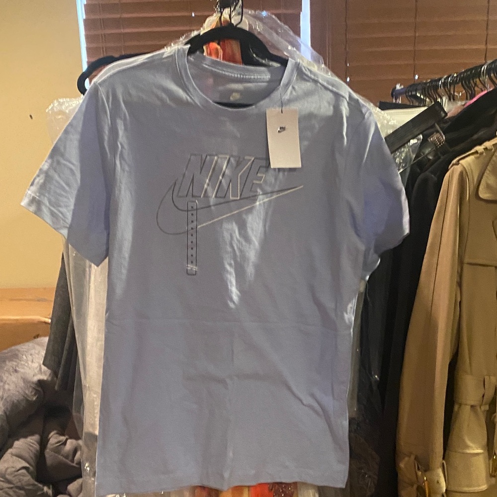 NWT Nike Light Blue Short Sleeve Logo Tee men’s